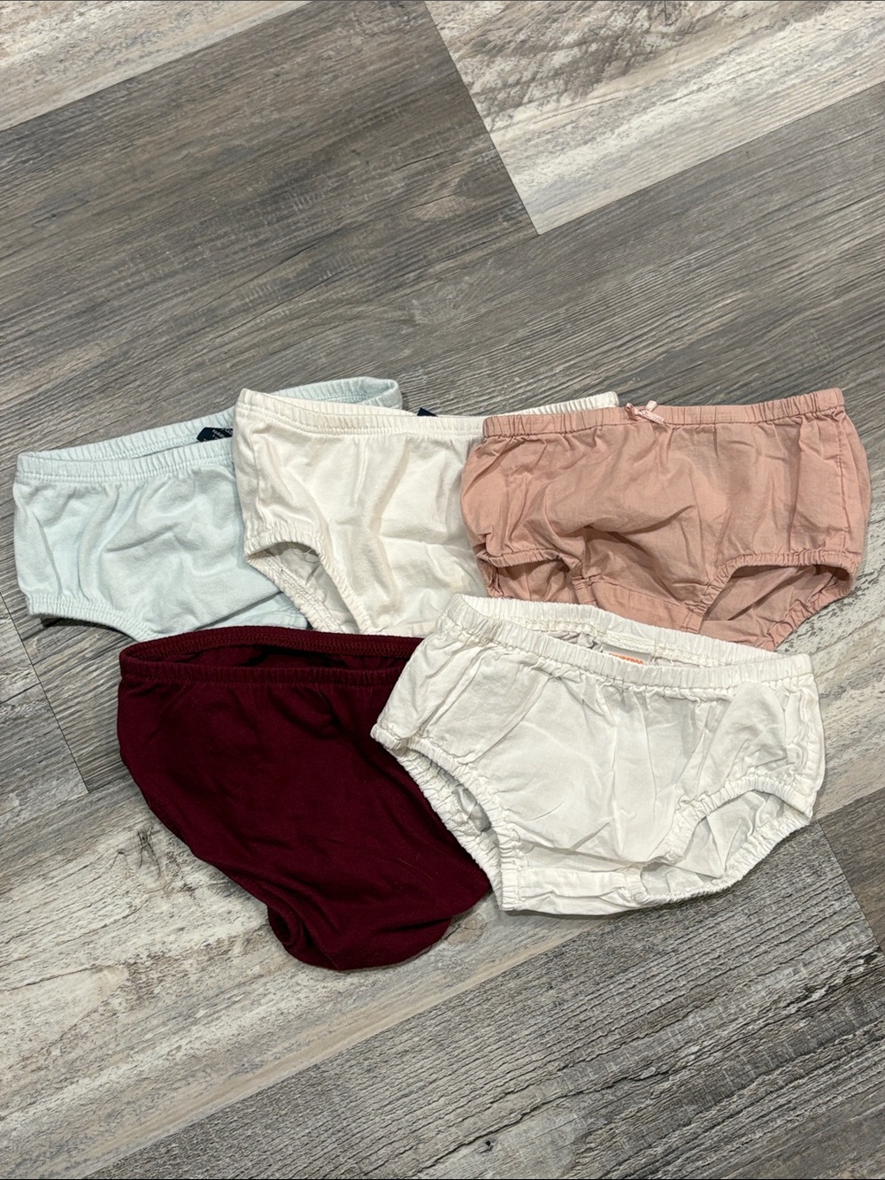 BabyGAP Set of 5 Diaper Covers – Light Blue, White, Blush, Burgundy